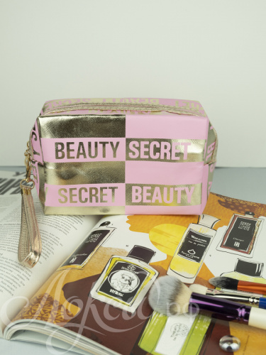 Косметичка &quot;Beauty Secret&quot;, эко-кожа. 18 см × 8 см × 11 см. Светло-розовая.
